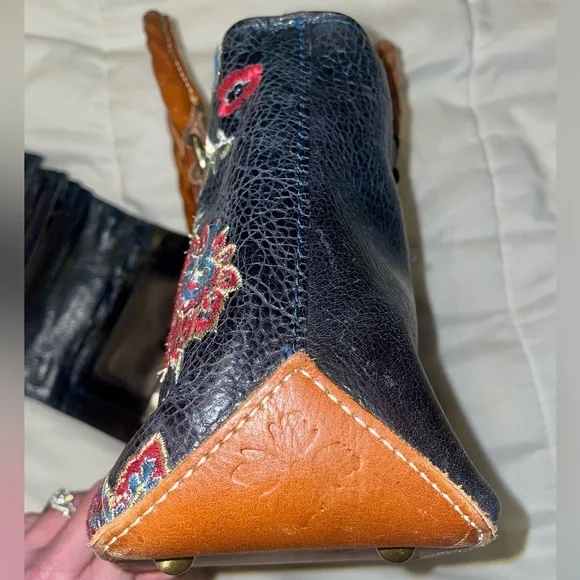 Patricia Nash Black Leather Satchel with Floral Embroidery and Matching Wallet - Picture 6 of 14